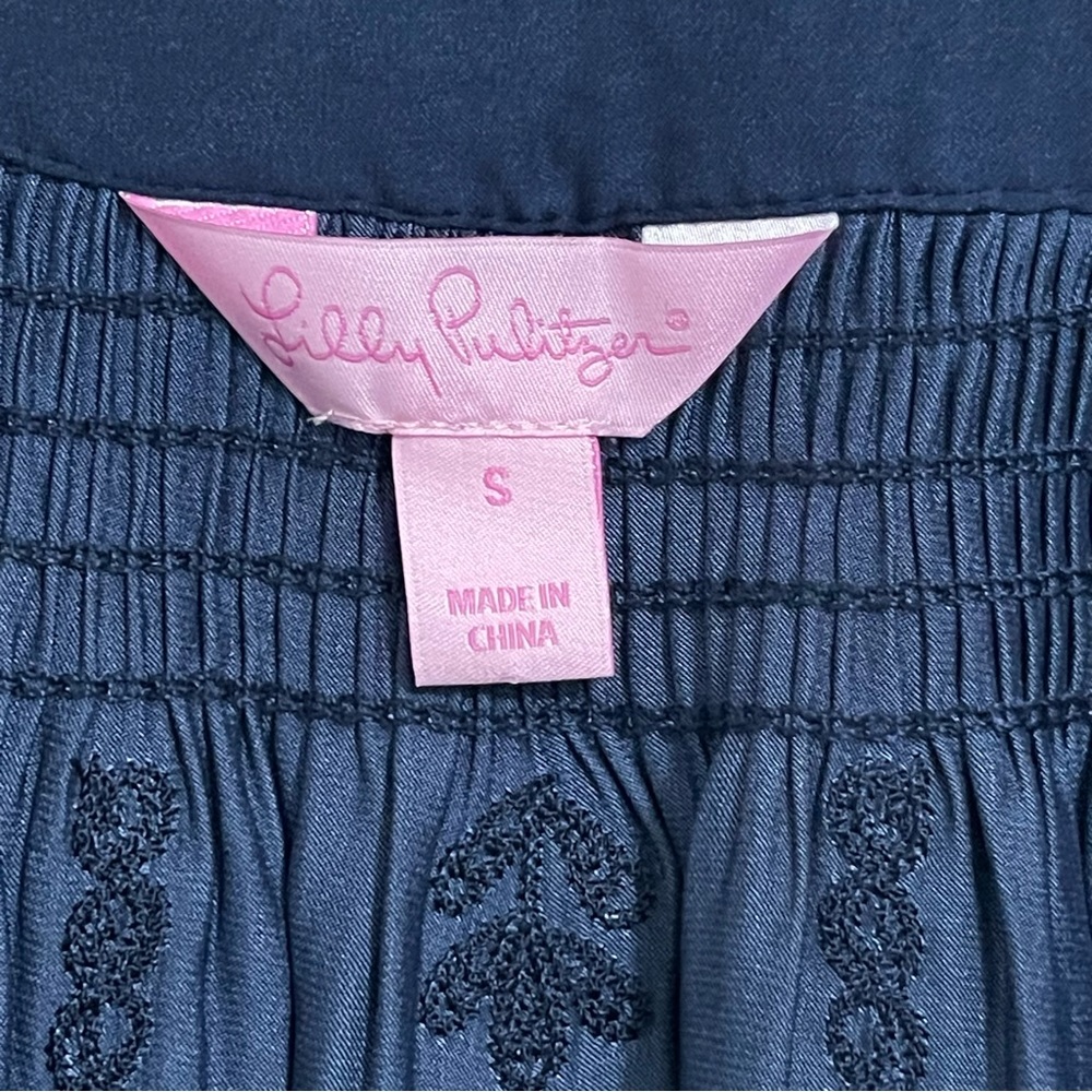 Lilly Pulitzer Navy Hollis Embroidered Tunic Top Small - Picture 4 of 9